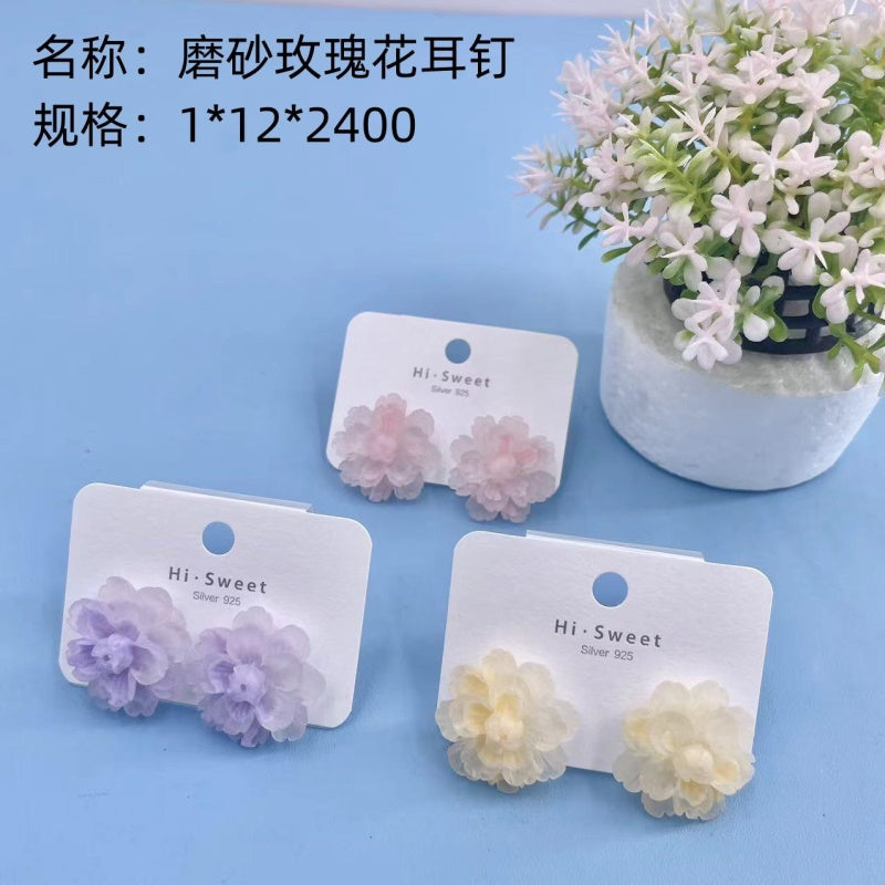 Matte rose stud earrings