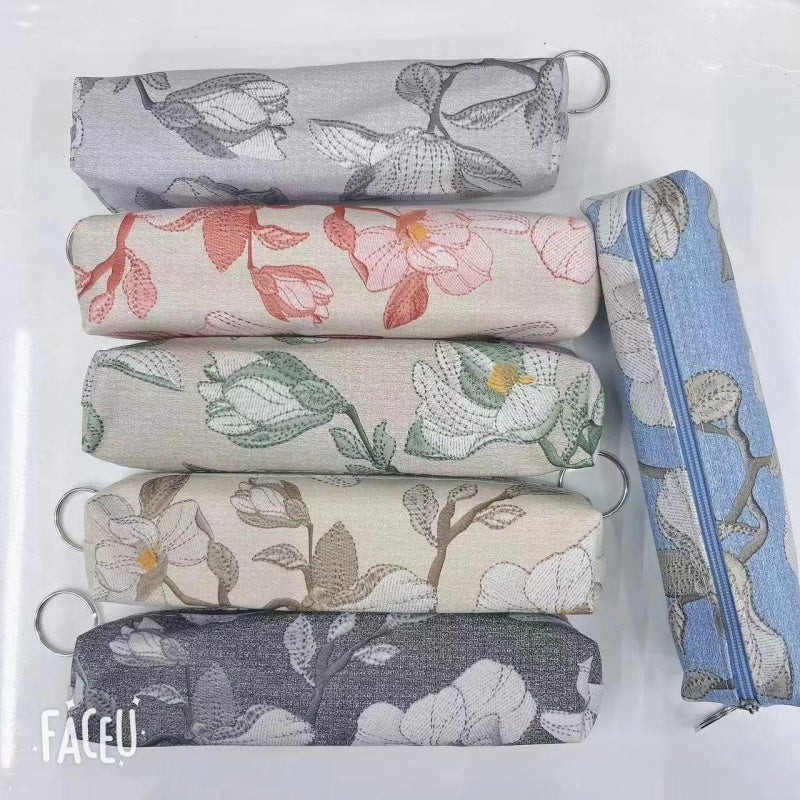 Three - dimensional lotus - shaped pencil case