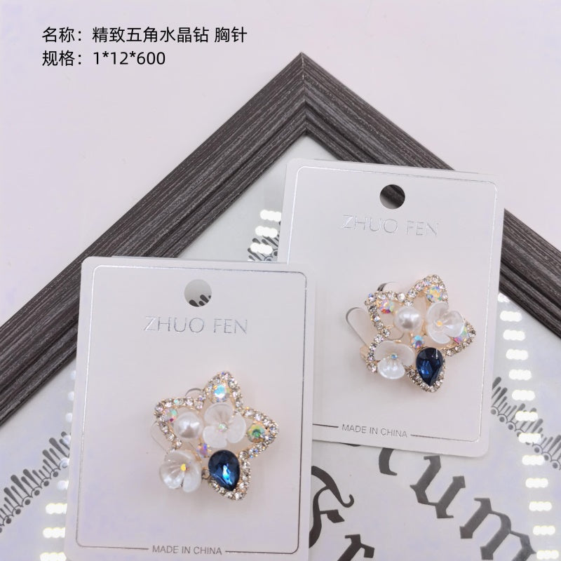 Exquisite Five - Pointed Crystal Diamond Brooch