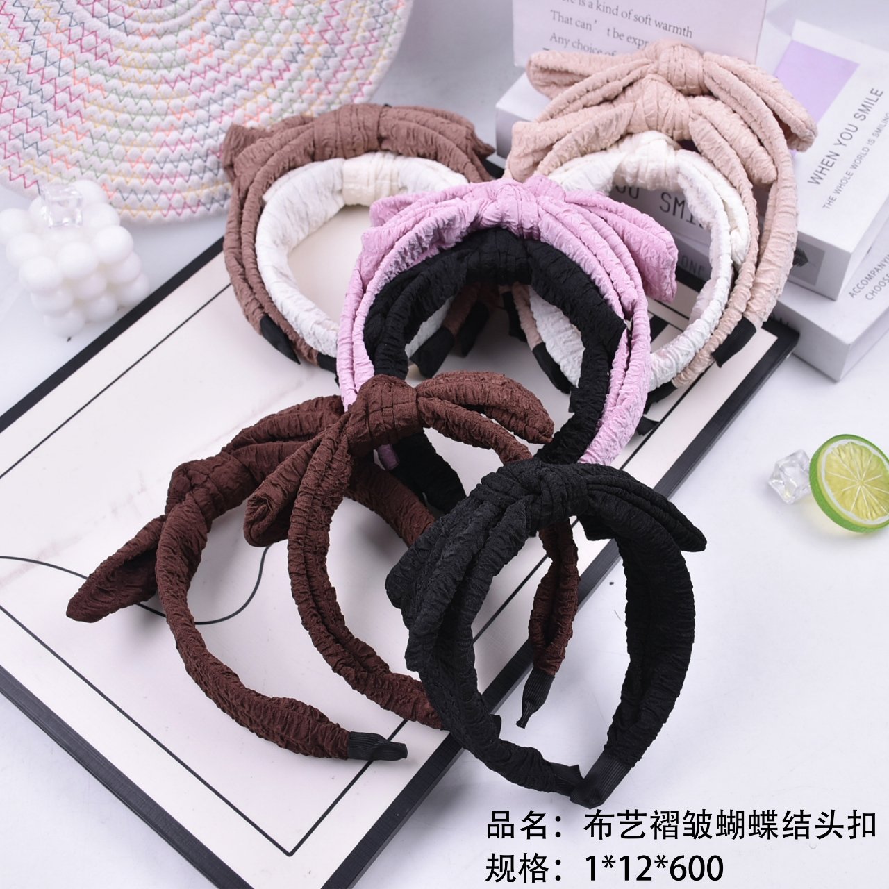 Fabric pleated bow hair clasp