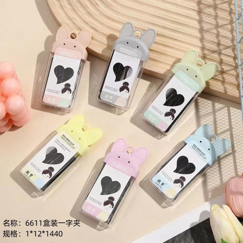 6611 boxed one-character clips
