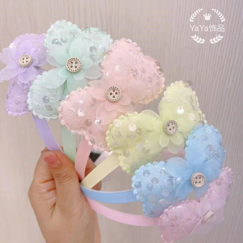 Large sequins with small flower head buckle