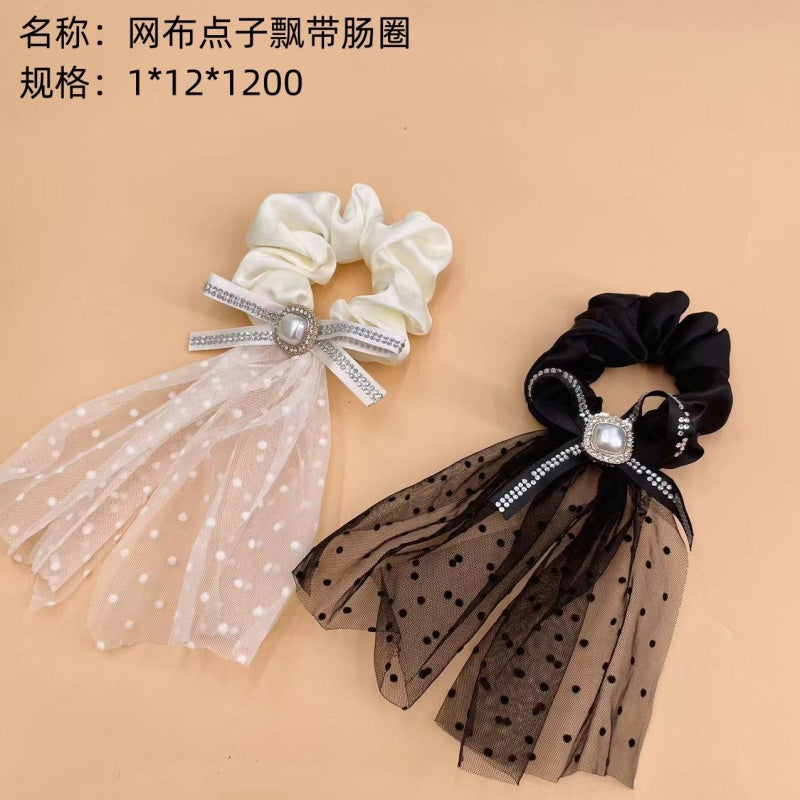 Mesh dot ribbon gut circle