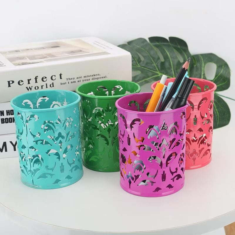 Hollowed-out iron pen holder