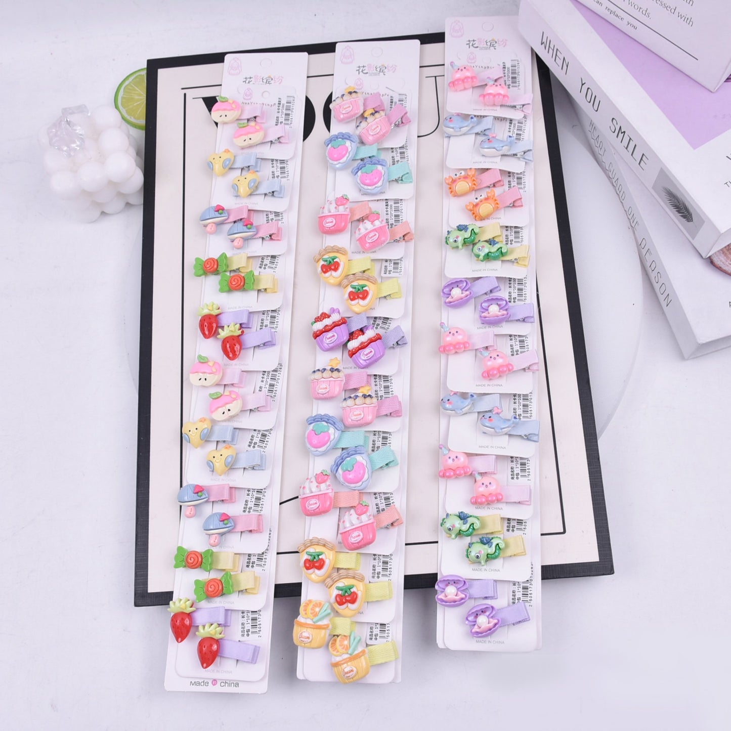Long card cartoon clips in mixed styles