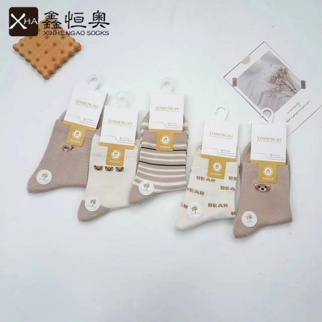 women's sports socks