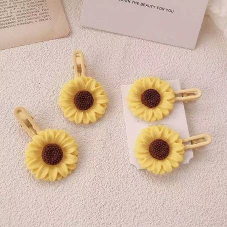 Sunflower set clip