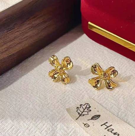 Golden Flower Stud Earrings