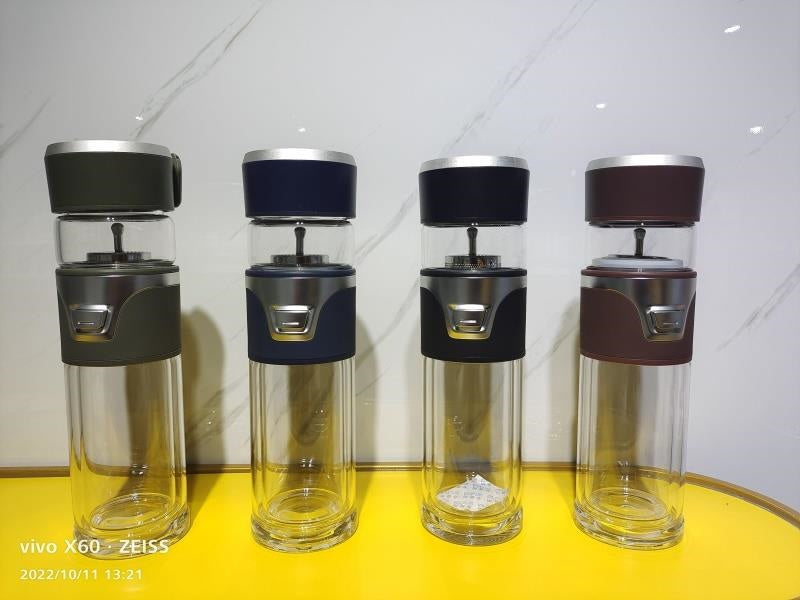 YY-three generations of glass