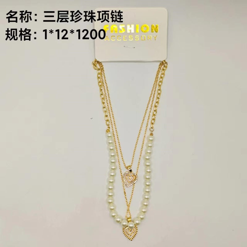 Three-layer pearl necklace