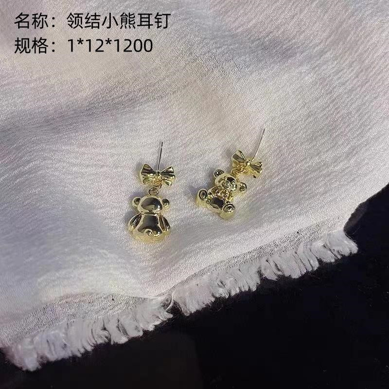 Bow - tie bear stud earrings