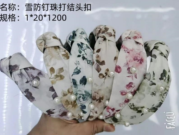 Snow prevention studded knotting head buckle