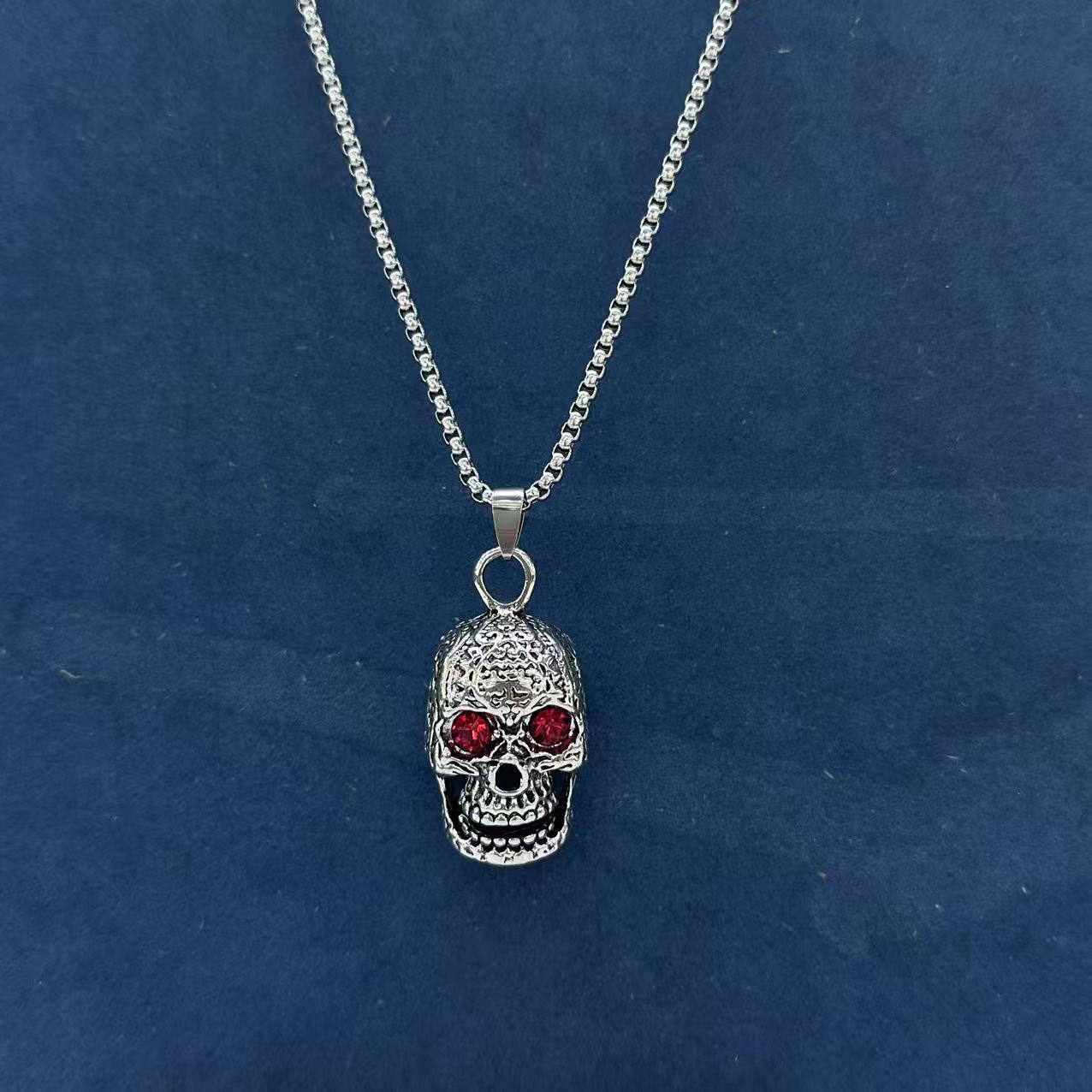 Alloy necklace 43