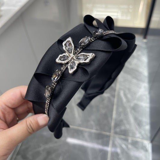 Fabric strip rhinestone butterfly hair buckle