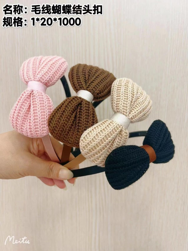 Wool bow hair clasp