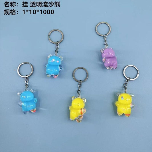 Hang up a transparent sand - flowing bear