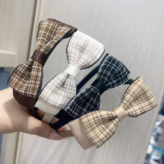 Checked double - layer bow tie head buckle