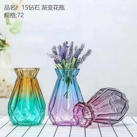 15 diamonds, gradient vase