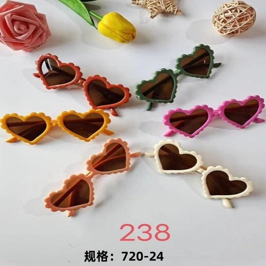 238 Heart - shaped Wavy - rimmed Glasses