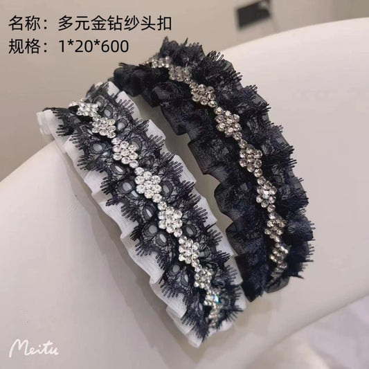 Multivariate Diamond Gold Yarn Head Button