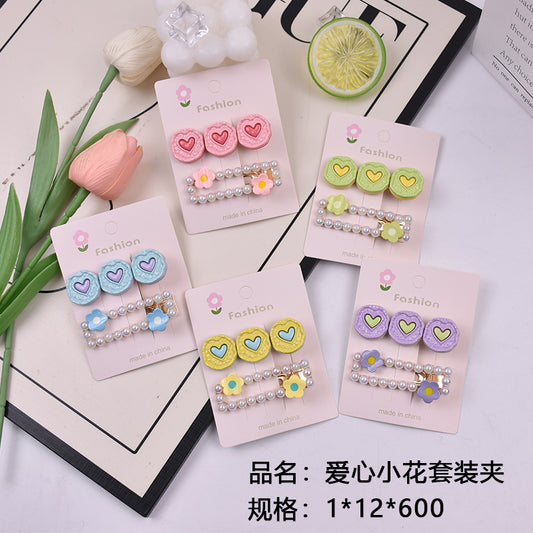 Love - heart small flower suit clip