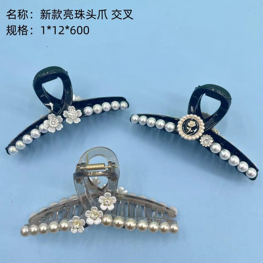New bright bead claw cross
