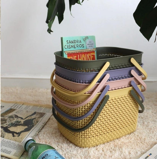 CH-823 hand basket