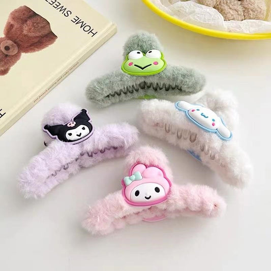 Plush cartoon head claw