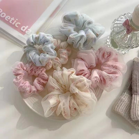 Double-layer spring floral yarn sausage ring