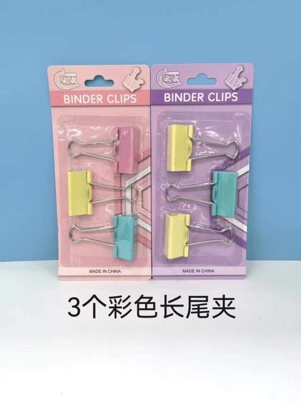 WL-002 - 3 long-tailed clips