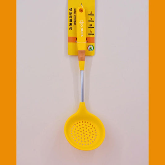 Rubber Spoon 8013 with Little Yellow Duck Design