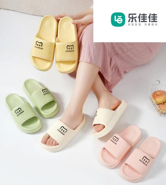8752 Women's Summer Slippers