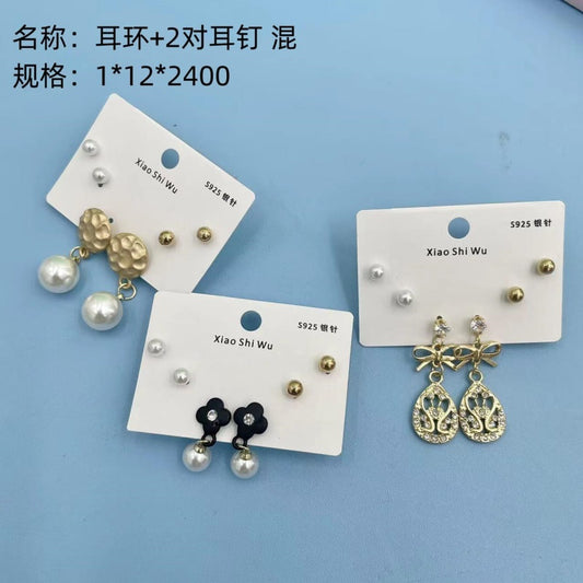 Earrings 2 pairs of stud earrings mixed