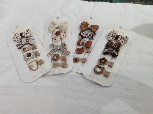 4 suit clip coffee