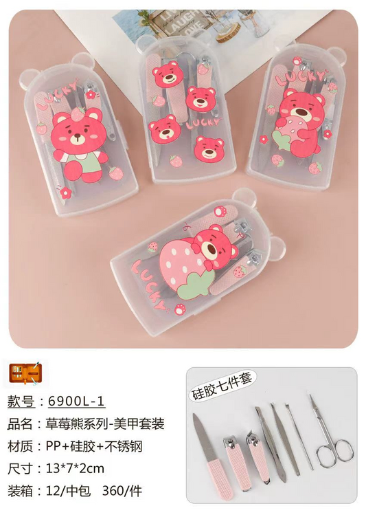 6900L Strawberry Bear Nail Art Series