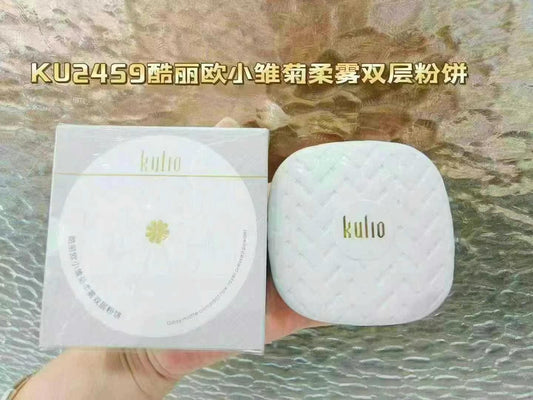 KU2459 Coolio Daisy Soft Mist Double-Layer Powder Compact