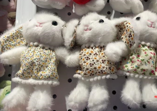 Hang up the floral long-eared rabbit
