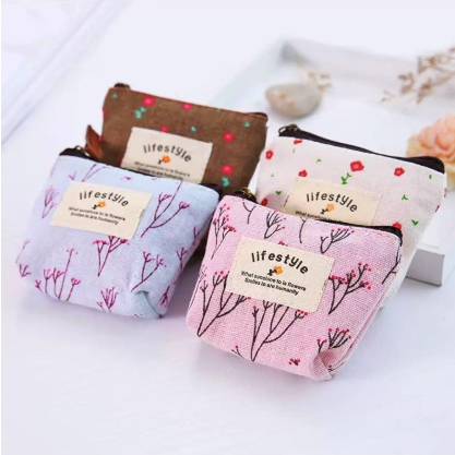 Small floral pattern change purse