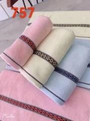757 Chain Towel