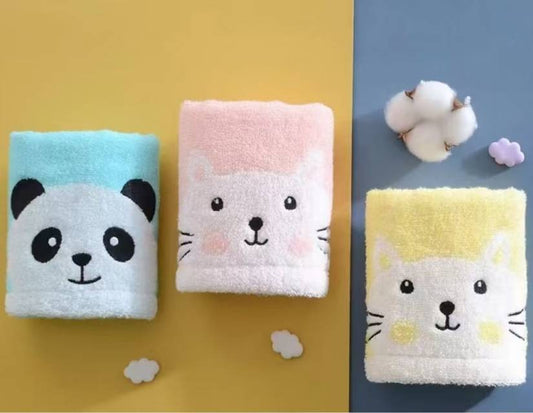DT386 Animal Paradise Children's Towel