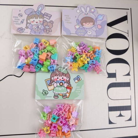 Gift box contains 30 hanging - card small claws in assorted colors