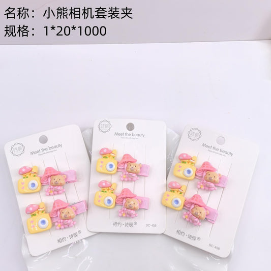 Bear camera set clip