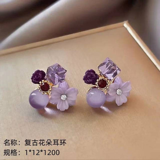 Vintage flower earrings